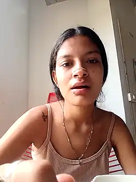 Snapshot of Lyra_Siren chatting on 04-22-26, 02:13 Lyra Siren online show from 04-22-26, 02:13