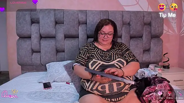 AbbyRogers1 online show from 06-10-26, 05:08