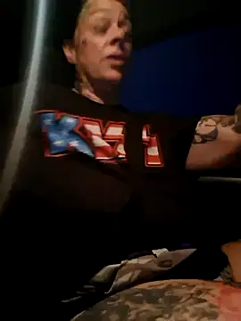 Kitty bang online show from 07-10-26, 02:11