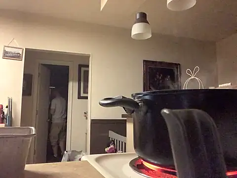 Snapshot of Kitty_bang chatting on 04-14-26, 01:54 Kitty bang online show from 04-14-26, 01:54