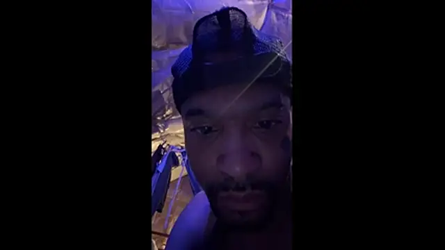 JRNBLU44 online show from 04-29-26, 06:17