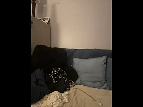 Snapshot of JRNBLU44 chatting on 04-06-26, 08:26 JRNBLU44 online show from 04-06-26, 08:26