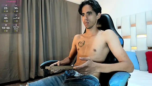 Snapshot of Alessandro_Abruzzo chatting on 04-04-26, 03:57 Alessandro Abruzzo online show from 04-04-26, 03:57