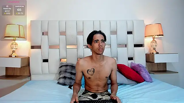 Snapshot of Alessandro_Abruzzo chatting on 04-02-26, 12:12 Alessandro Abruzzo online show from 04-02-26, 12:12