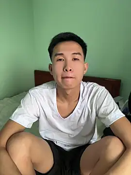 tuanhip online show from 04-15-26, 03:34