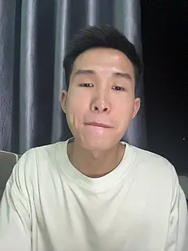 tuanhip online show from 04-05-26, 03:08