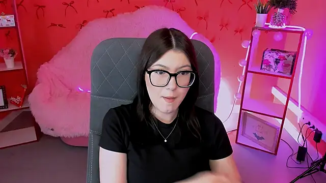 JennyGibson online show from 05-13-26, 05:03
