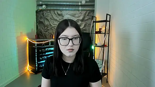 JennyGibson online show from 04-07-26, 05:20