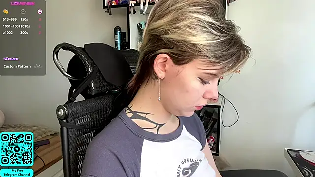 MadalynNosel online show from 05-05-26, 07:11