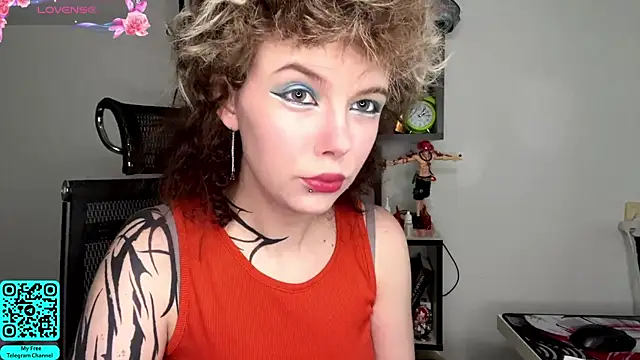 MadalynNosel online show from 05-27-26, 07:05