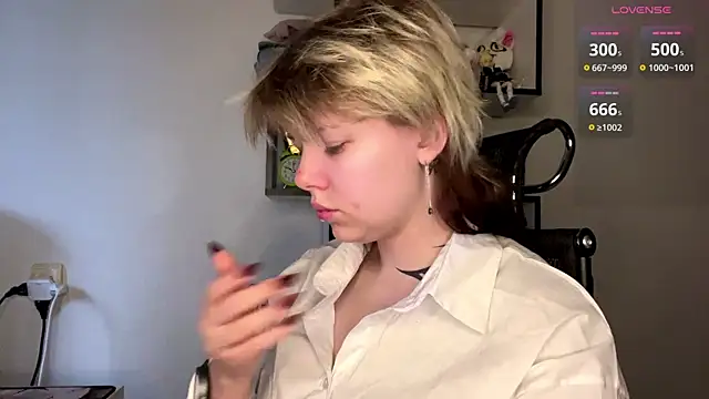 MadalynNosel online show from 04-07-26, 07:10