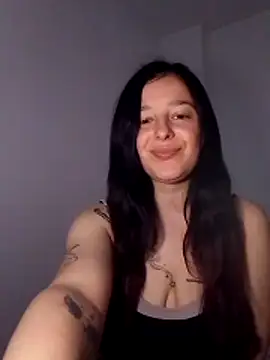 EmmaWillow online show from 04-08-26, 10:28