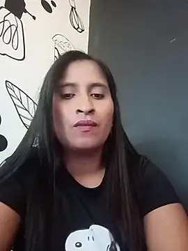 Snapshot of SofiaMendez1_ chatting on 06-06-26, 05:18 SofiaMendez1 online show from 06-06-26, 05:18