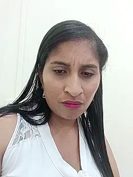 Snapshot of SofiaMendez1_ chatting on 06-20-26, 05:51 SofiaMendez1 online show from 06-20-26, 05:51
