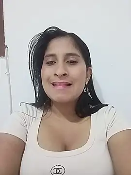 Snapshot of SofiaMendez1_ chatting on 07-05-26, 11:22 SofiaMendez1 online show from 07-05-26, 11:22