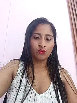 SofiaMendez1  online show from 04-08-26, 03:24