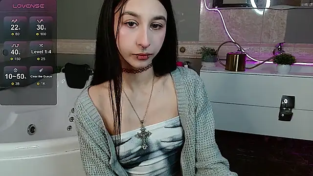 MelissaSparrow online show from 05-18-26, 01:06