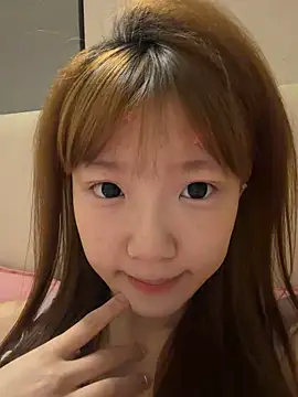 linlian3 online show from 04-19-26, 07:27