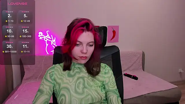 Marie Reyess online show from 05-07-26, 03:55