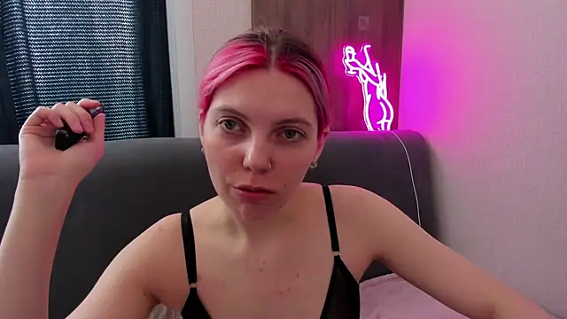 Marie Reyess online show from 04-22-26, 03:13