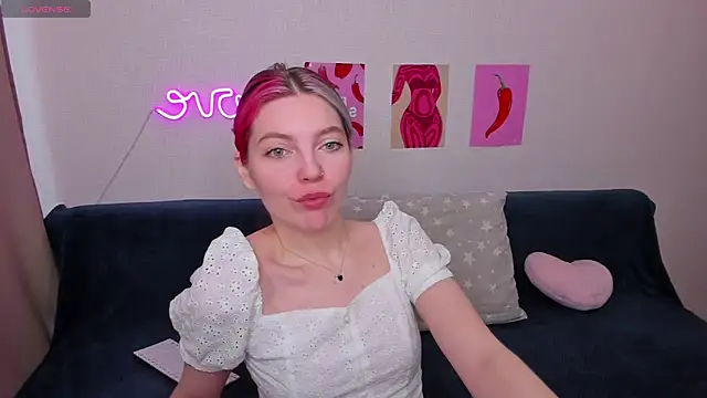 Marie Reyess online show from 04-02-26, 06:53