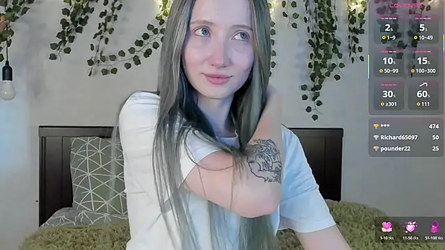 Leona Vixen online show from 06-11-26, 12:43
