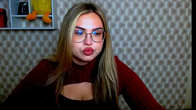Snapshot of AminaSoul_ chatting on 05-30-26, 07:25 AminaSoul online show from 05-30-26, 07:25