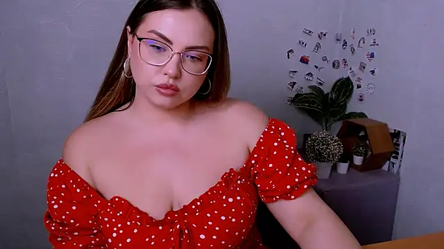 Snapshot of AminaSoul_ chatting on 04-08-26, 01:12 AminaSoul online show from 04-08-26, 01:12