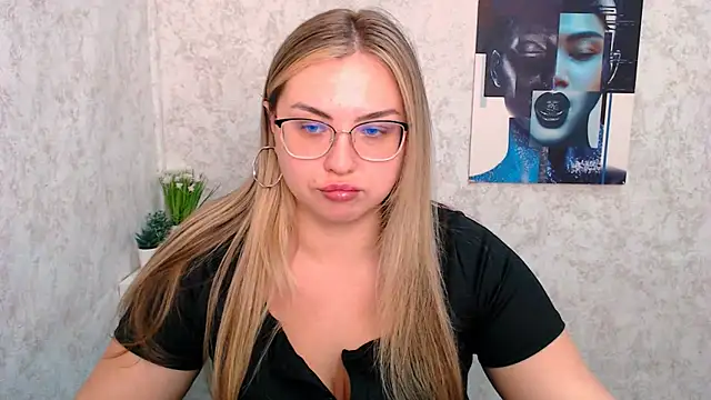 Snapshot of AminaSoul_ chatting on 04-24-26, 06:59 AminaSoul online show from 04-24-26, 06:59