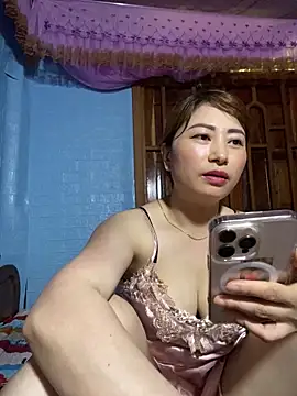 Snapshot of Ava_xxx chatting on 06-14-26, 04:57 Ava xxx online show from 06-14-26, 04:57