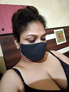 SluttySonam online show from 05-01-26, 09:14
