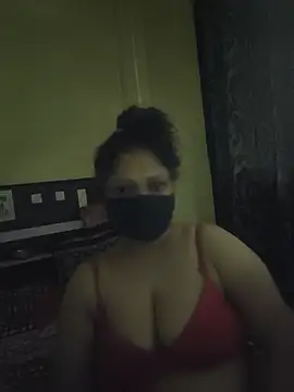 SluttySonam online show from 05-15-26, 04:43