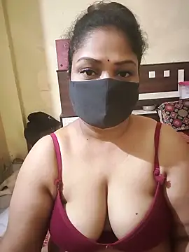 SluttySonam online show from 05-08-26, 05:55
