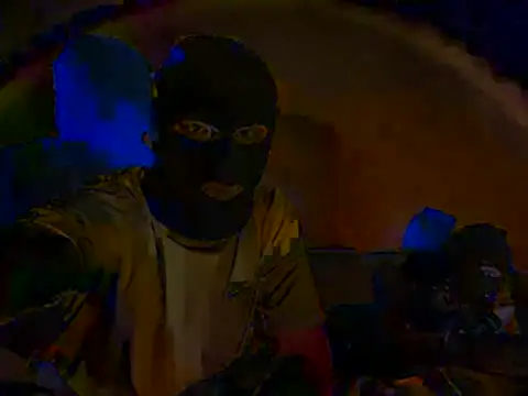 Snapshot of PamelaCouple_ chatting on 04-03-26, 04:57 PamelaCouple online show from 04-03-26, 04:57