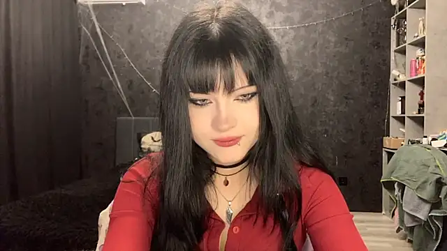 Snapshot of EmilyEmbears chatting on 04-27-26, 05:16 EmilyEmbears online show from 04-27-26, 05:16