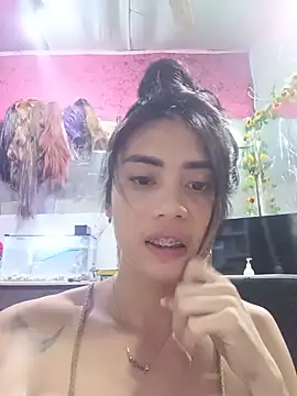 Snapshot of Martha4you chatting on 06-07-26, 12:21 Martha4you online show from 06-07-26, 12:21