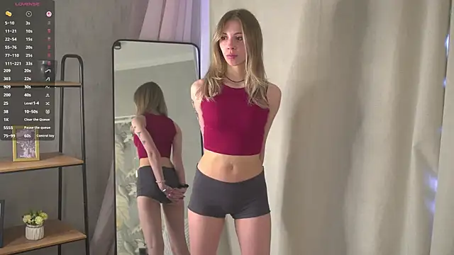 AubreyHoltry online show from 05-03-26, 10:42