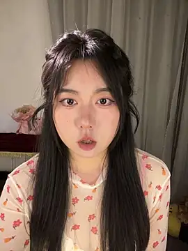 ooooBaby129 online show from 04-28-26, 02:21