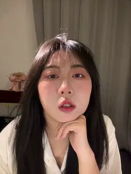 ooooBaby129 online show from 04-12-26, 01:03