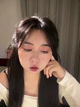 ooooBaby129 online show from 04-20-26, 01:45