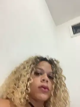 putinha 00021 online show from 04-24-26, 05:15