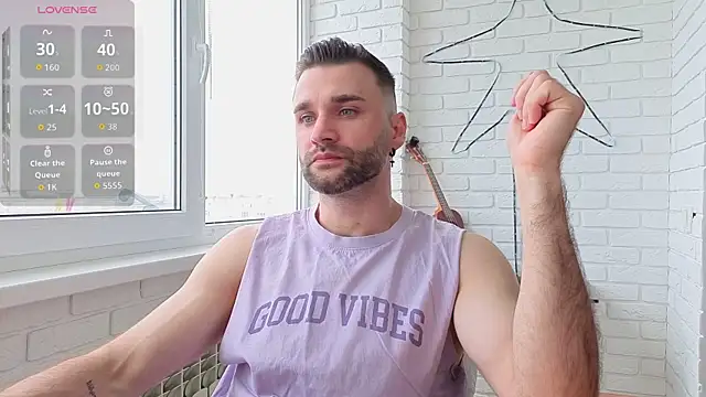 Snapshot of DaddySlava chatting on 05-31-26, 01:39 DaddySlava online show from 05-31-26, 01:39