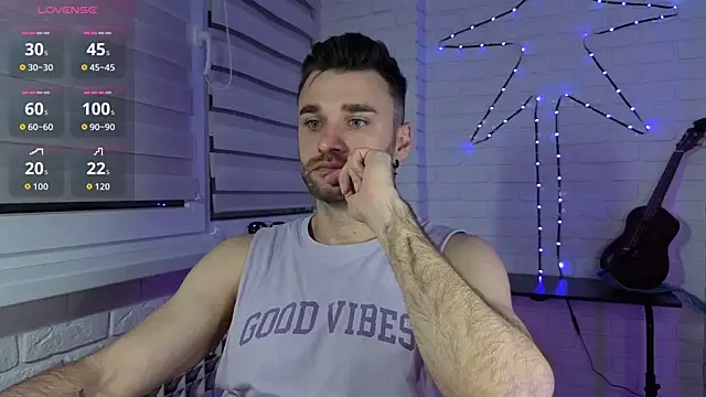 Snapshot of DaddySlava chatting on 06-07-26, 08:36 DaddySlava online show from 06-07-26, 08:36