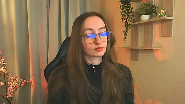 Snapshot of Serenity_XO chatting on 04-07-26, 01:02 Serenity XO online show from 04-07-26, 01:02