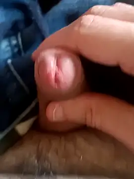 Snapshot of olivaissul chatting on 04-08-26, 01:23 olivaissul online show from 04-08-26, 01:23