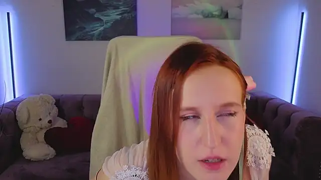 EvaBellea online show from 05-05-26, 01:36