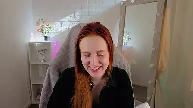 EvaBellea online show from 04-11-26, 06:32