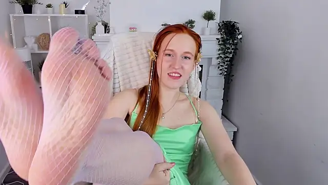 EvaBellea online show from 04-14-26, 01:27