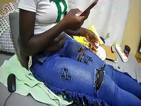 Snapshot of Hotbunny44 chatting on 04-03-26, 07:31 Hotbunny44 online show from 04-03-26, 07:31