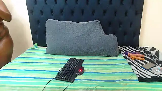 SexiestChoc online show from 05-07-26, 05:38